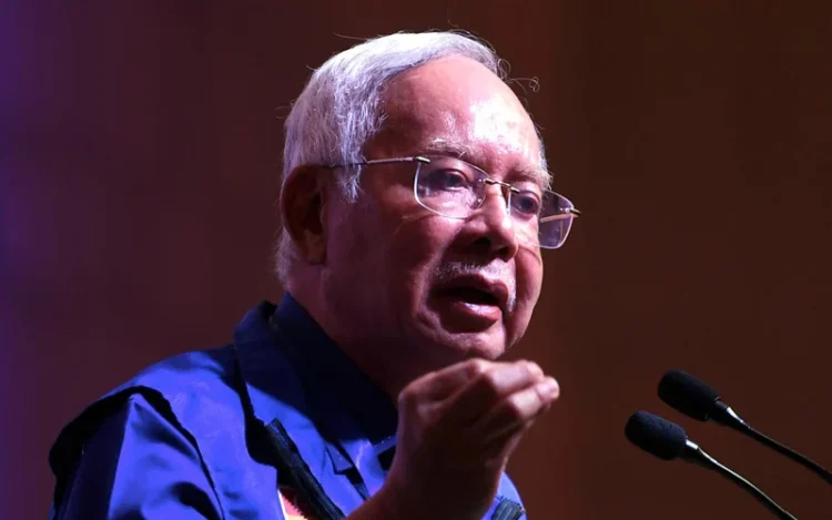 Pilih ‘poster boy’ kalau BN nak menang Selangor, kata Najib