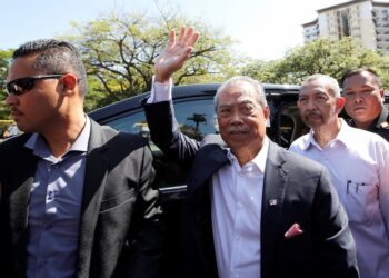 Muhyiddin mengaku tak bersalah ubah wang haram RM5 juta