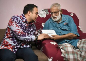 Kesihatan Karam Singh membimbangkan, PM hulur sumbangan